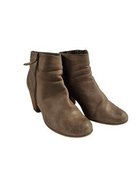 Johnston & Murphy Tan Leather Heeled Ankle Boots Size 8.5